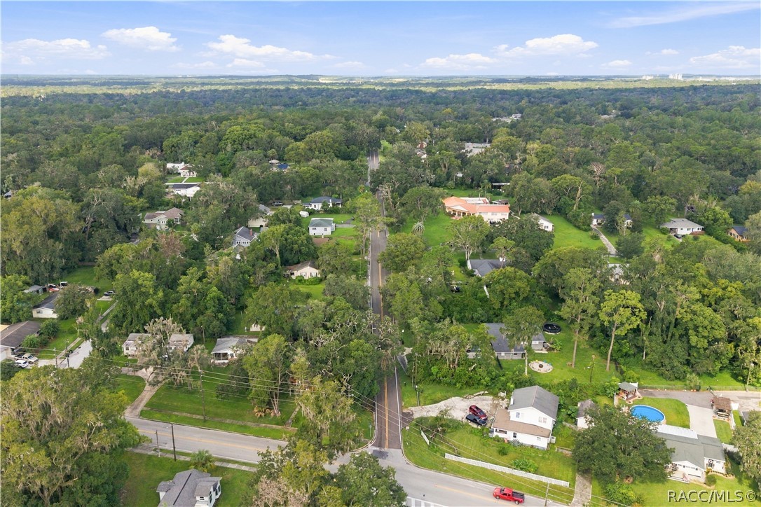 33 North Avenue W, Brooksville, FL 34601