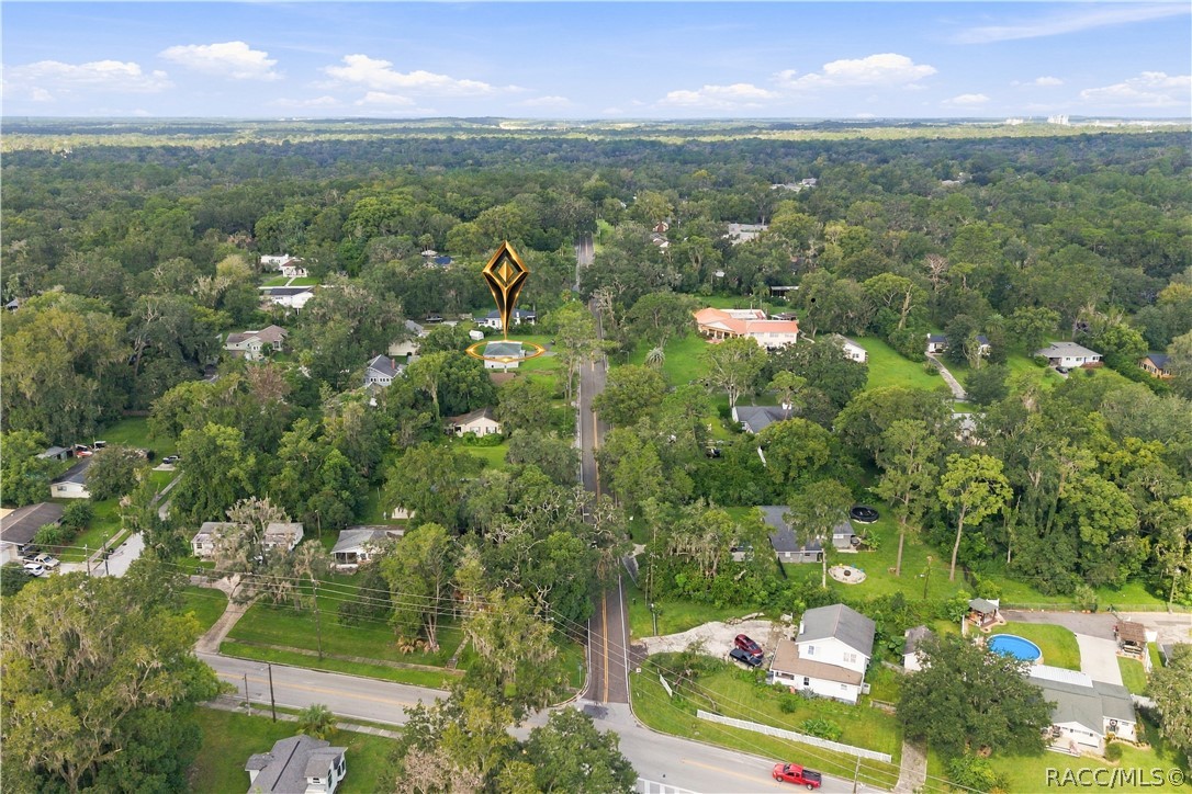 33 North Avenue W, Brooksville, FL 34601