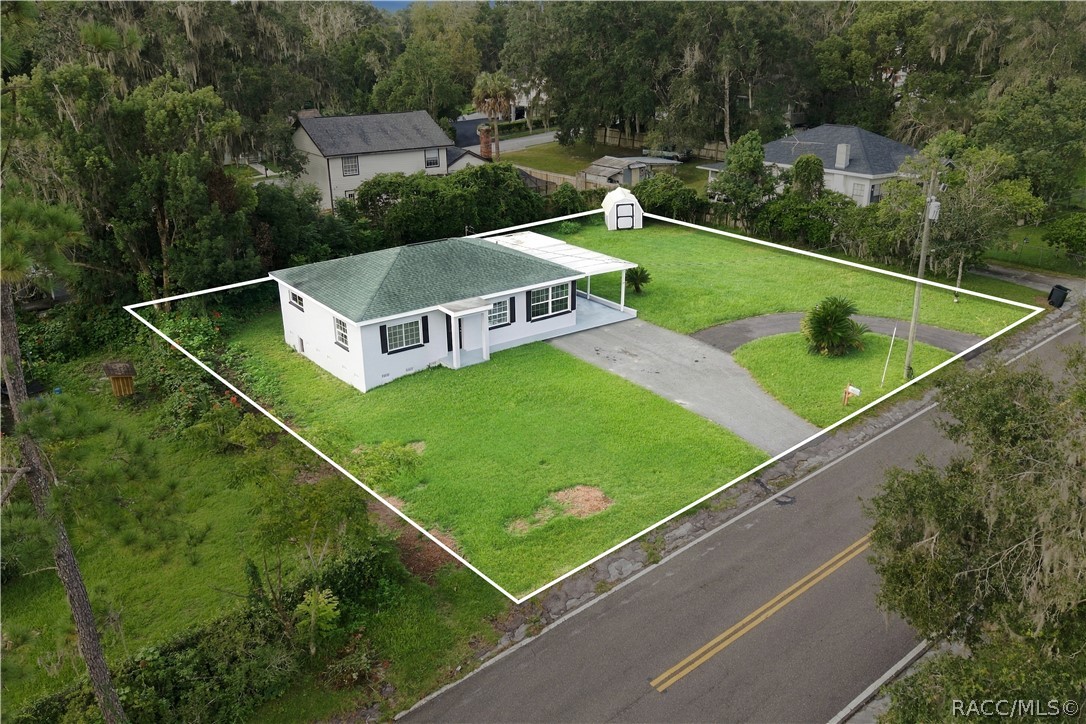33 North Avenue W, Brooksville, FL 34601