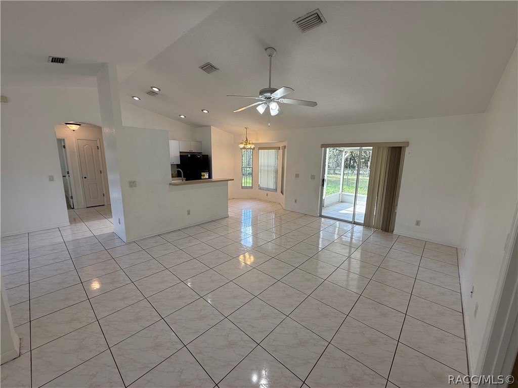 6001 N Buckland Drive, Citrus Springs, FL 34434
