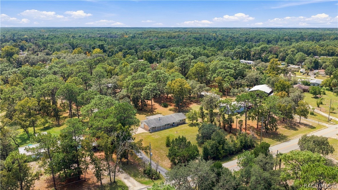 7518 W Green Acres Street, Homosassa, FL 34446
