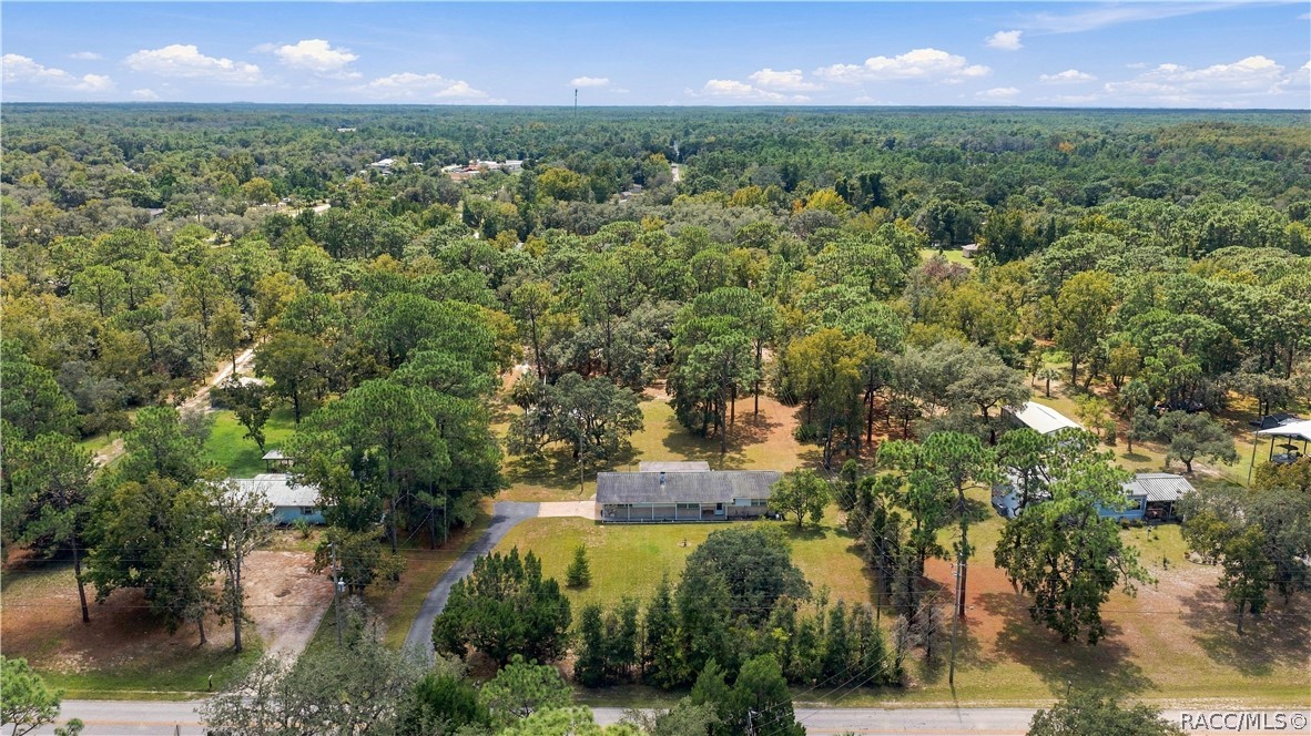 7518 W Green Acres Street, Homosassa, FL 34446
