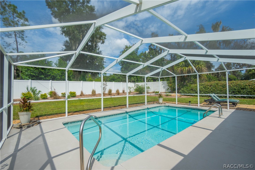 7739 E Pocono Drive, Inverness, FL 34450