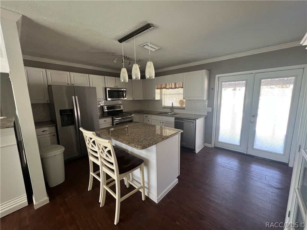 6508 N Iris Drive, Hernando, FL 34442