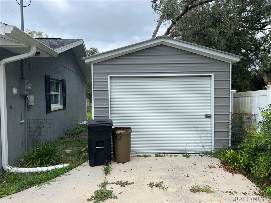6508 N Iris Drive, Hernando, FL 34442