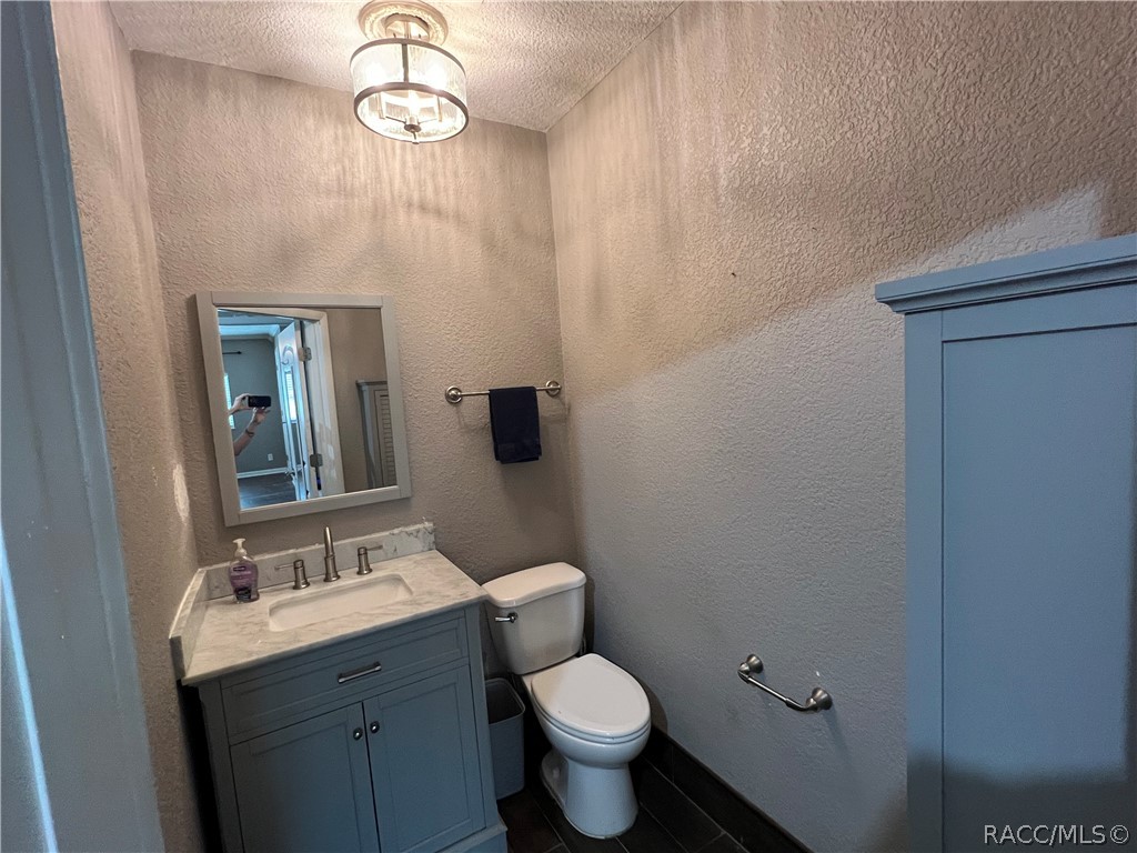 6508 N Iris Drive, Hernando, FL 34442