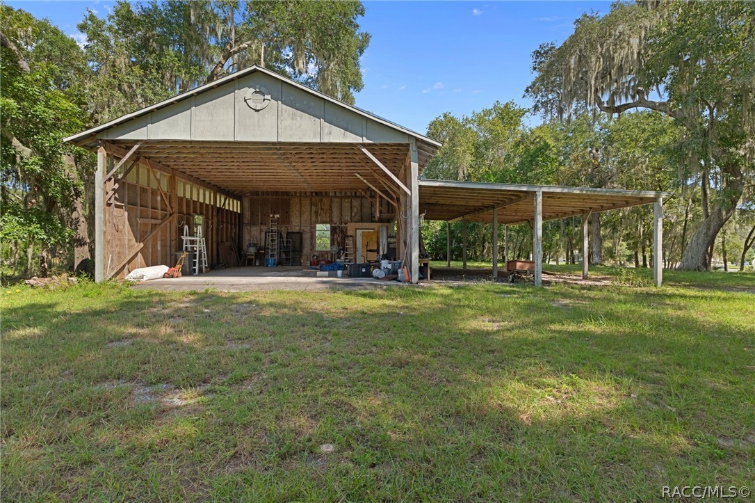 2585 S Zellner Drive, Inverness, FL 34450