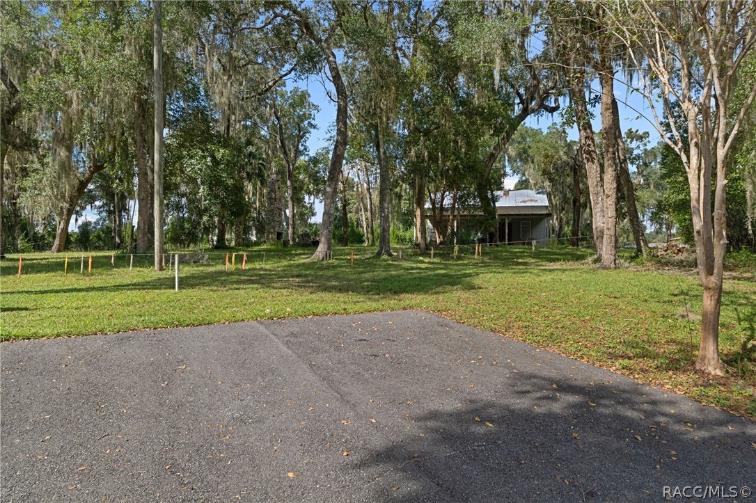2585 S Zellner Drive, Inverness, FL 34450