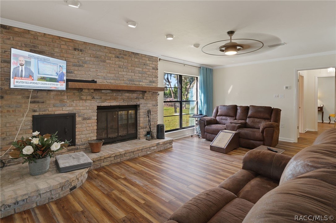 2585 S Zellner Drive, Inverness, FL 34450