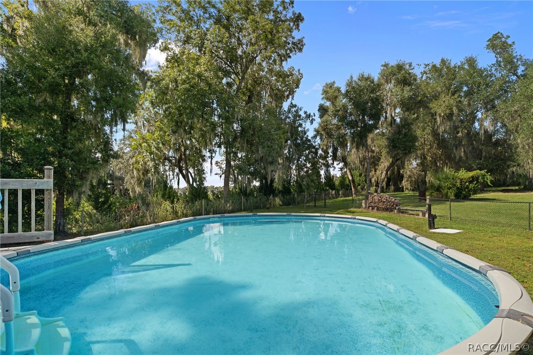 2585 S Zellner Drive, Inverness, FL 34450