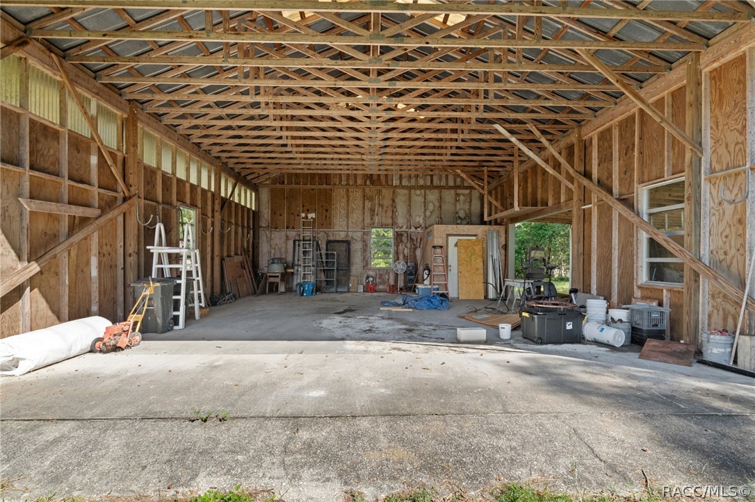 2585 S Zellner Drive, Inverness, FL 34450