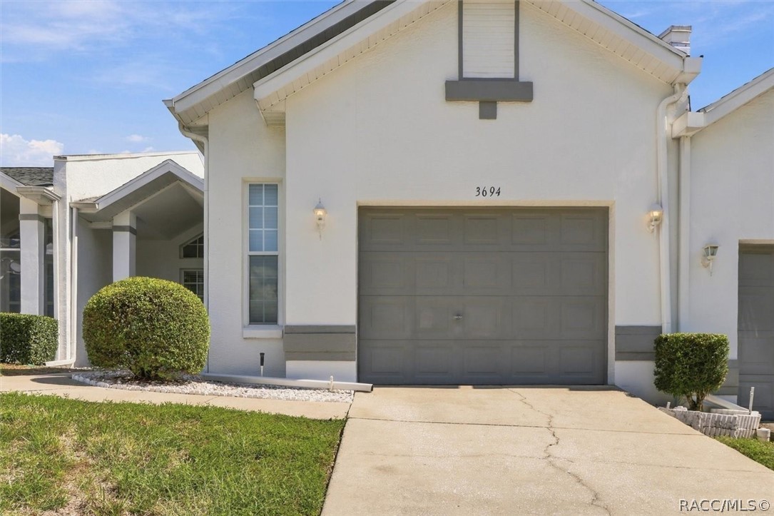 1-car garage