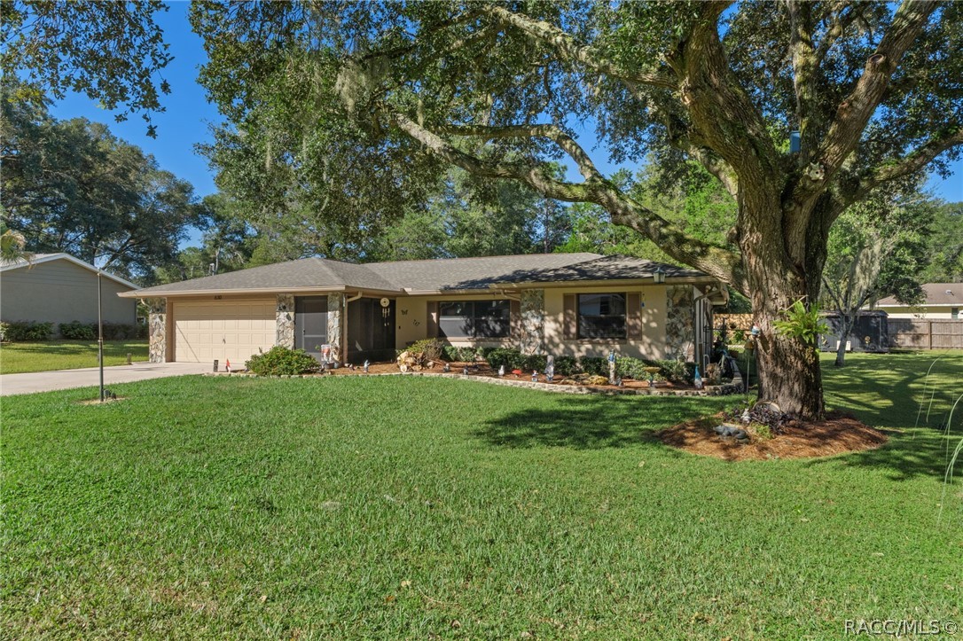 630 N Morris Avenue, Inverness, FL 34453