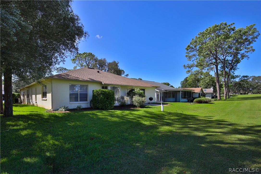 7103 Crown Oaks Drive, Spring Hill, FL 34606