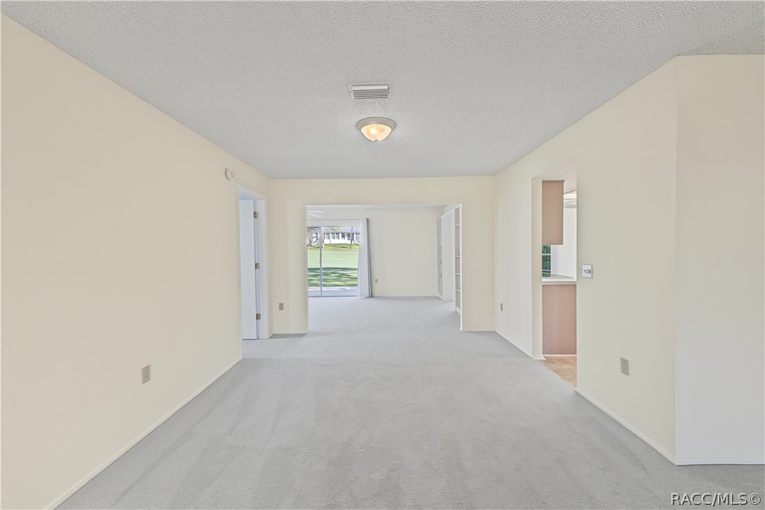 7103 Crown Oaks Drive, Spring Hill, FL 34606