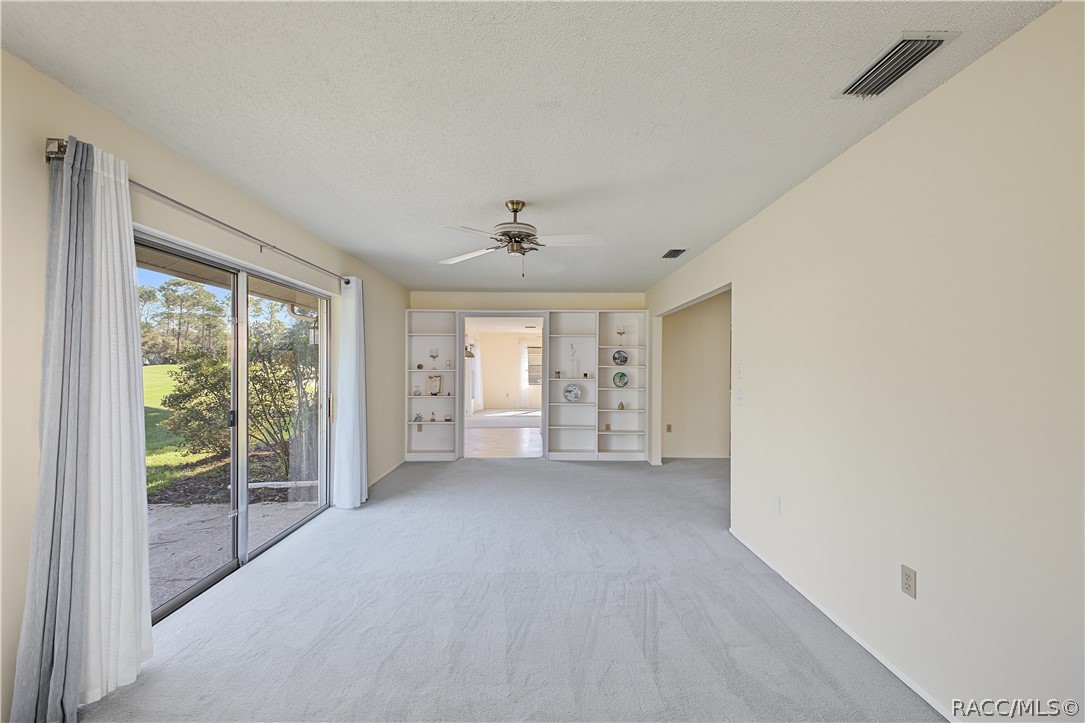 7103 Crown Oaks Drive, Spring Hill, FL 34606