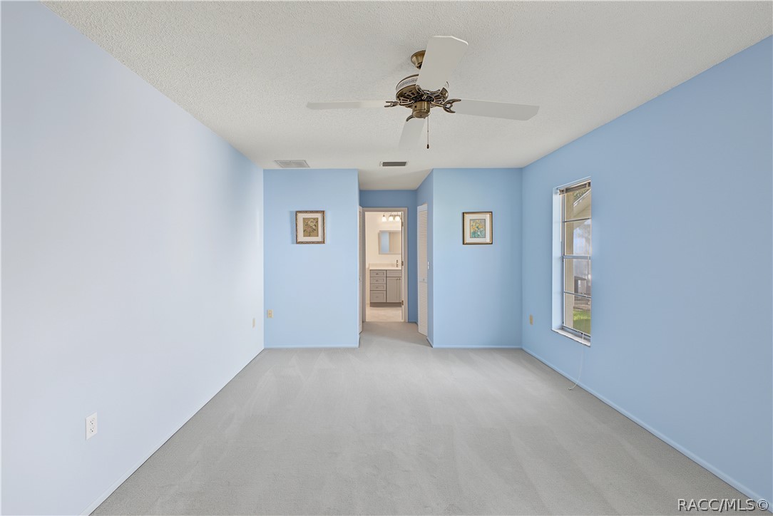 7103 Crown Oaks Drive, Spring Hill, FL 34606