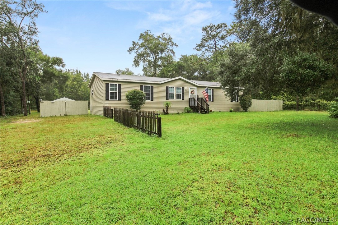 2061 E Mary Lue Street, Inverness, FL 34453