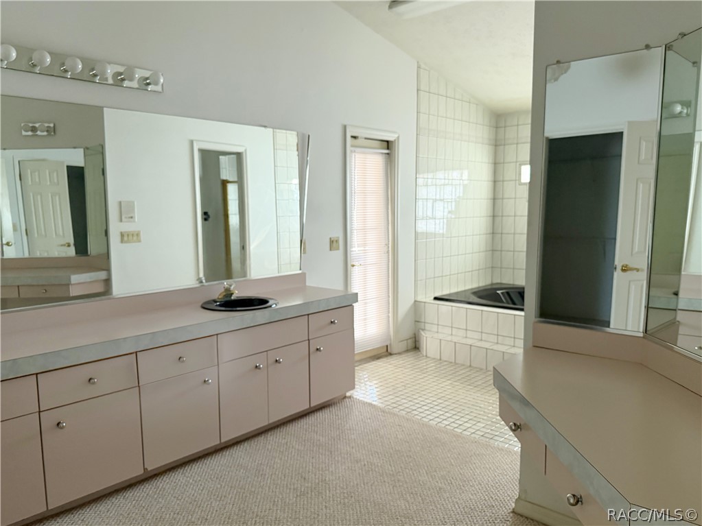 6135 W Pine Ridge Boulevard, Beverly Hills, FL 34465