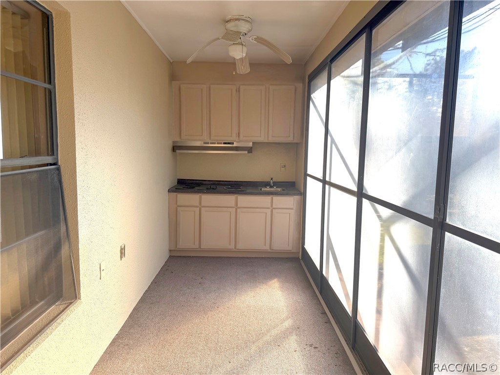 6135 W Pine Ridge Boulevard, Beverly Hills, FL 34465