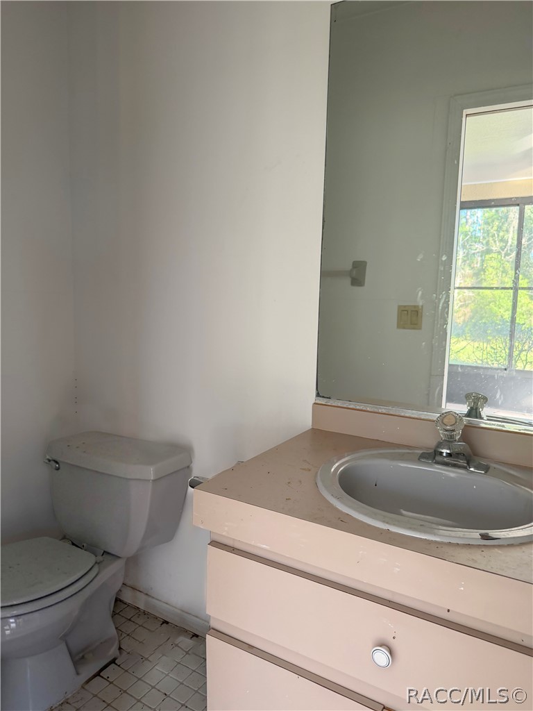 6135 W Pine Ridge Boulevard, Beverly Hills, FL 34465