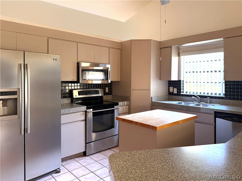 6135 W Pine Ridge Boulevard, Beverly Hills, FL 34465 6135 W Pine Ridge Boulevard, Beverly Hills, FL 34465