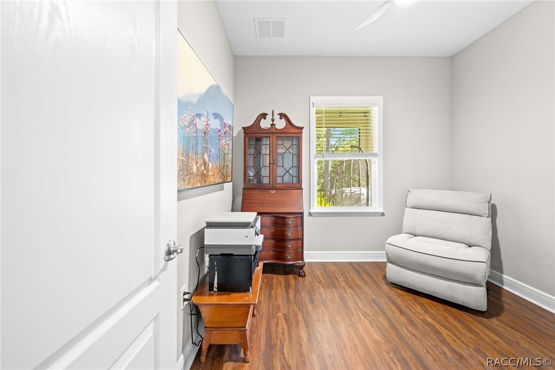 Rear Right Bedroom (3rd Bedroom)