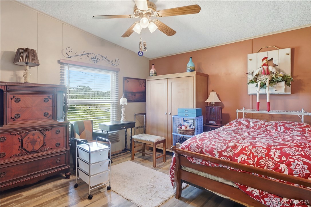 5650 W State Street, Homosassa, FL 34446