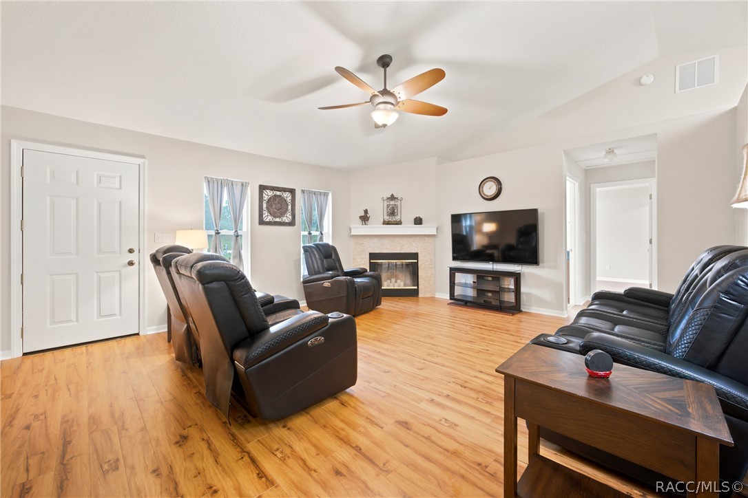 20375 79th Lane, Dunnellon, FL 34431