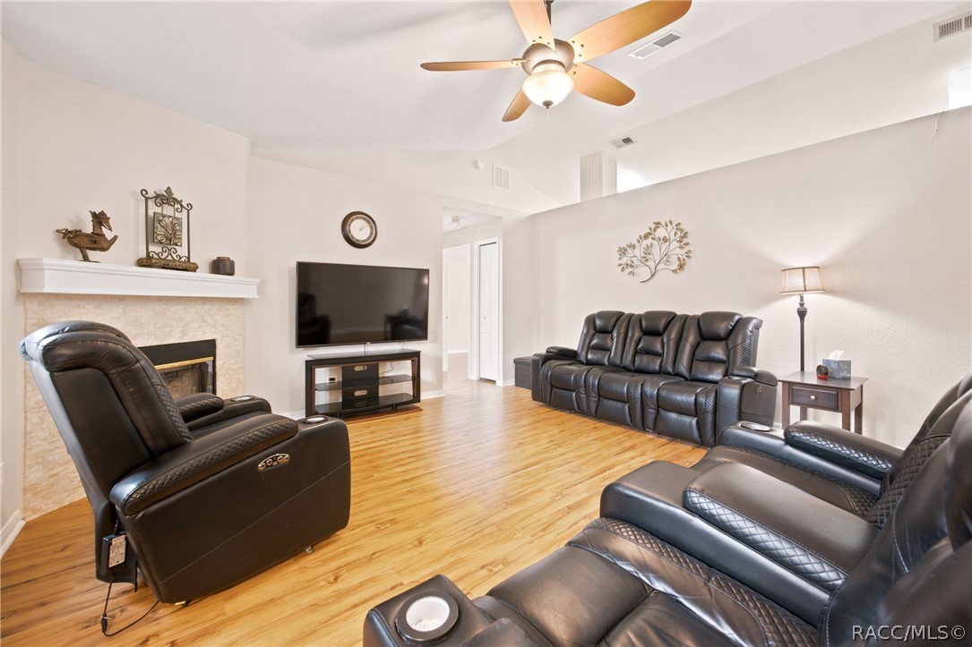 20375 79th Lane, Dunnellon, FL 34431