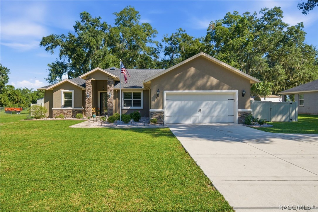 197 N Independence Highway, Inverness, FL 34453