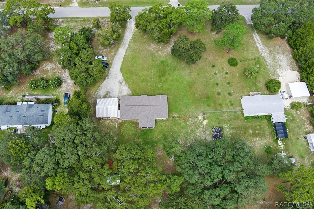 1931 S Colonial Avenue, Homosassa, FL 34448