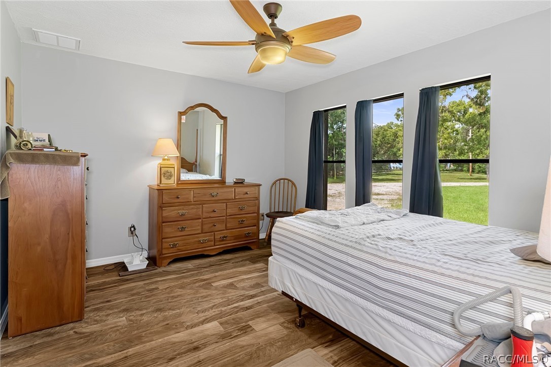 1931 S Colonial Avenue, Homosassa, FL 34448