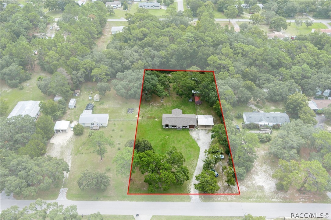 1931 S Colonial Avenue, Homosassa, FL 34448