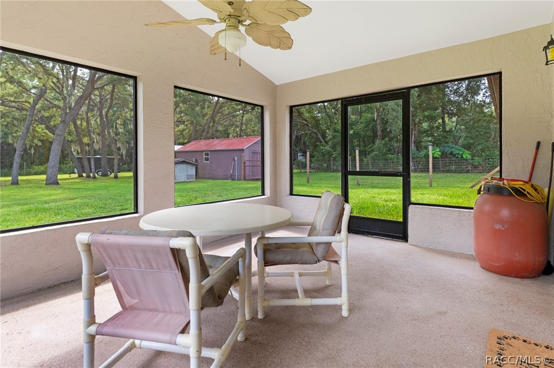 1931 S Colonial Avenue, Homosassa, FL 34448