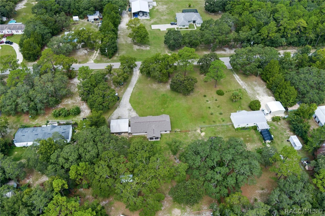 1931 S Colonial Avenue, Homosassa, FL 34448
