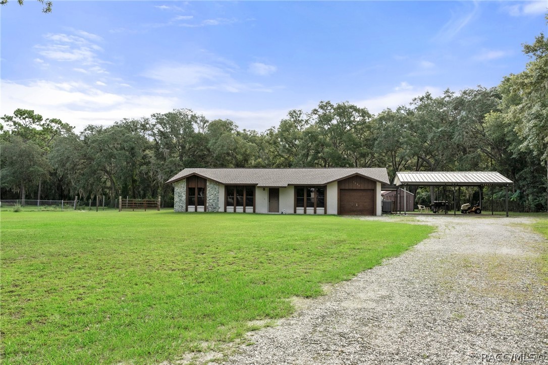 1931 S Colonial Avenue, Homosassa, FL 34448
