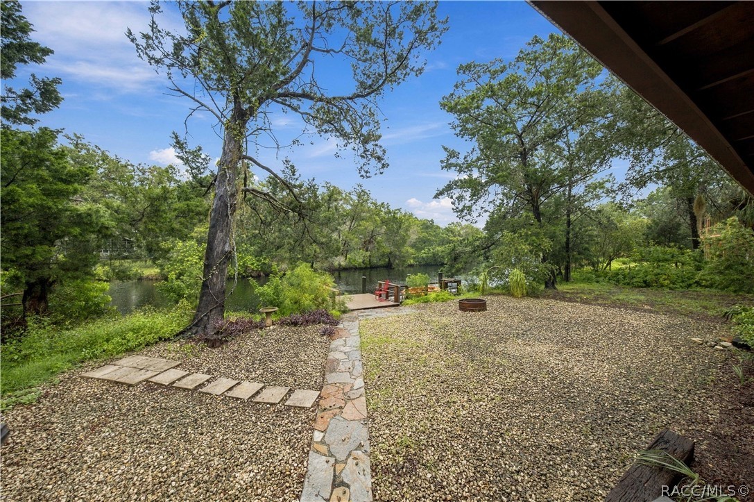 6773 S Hancock Road, Homosassa, FL 34448