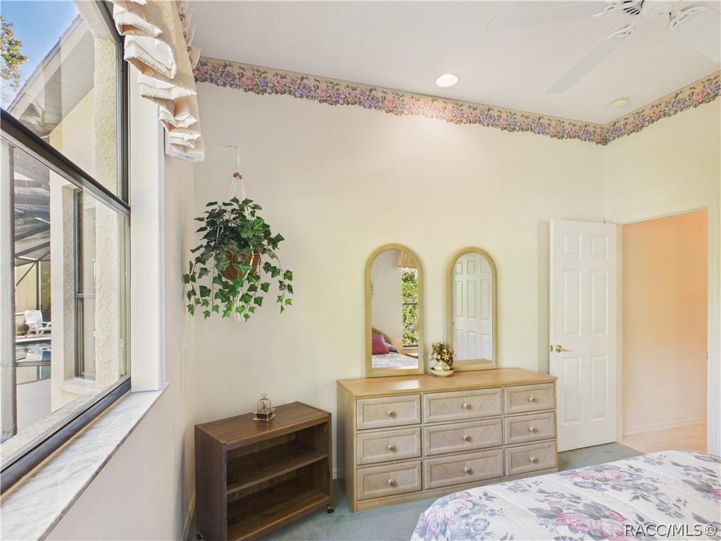 GUEST ROOM 2-2