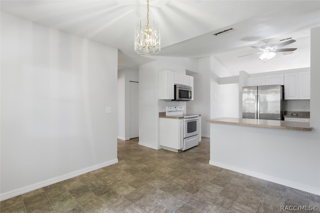3075 E Crown Drive, Inverness, FL 34453