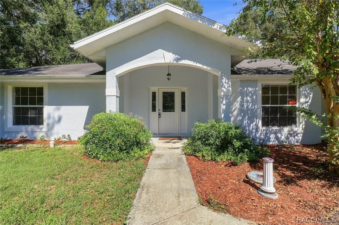 3075 E Crown Drive, Inverness, FL 34453