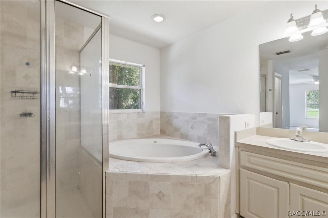 3075 E Crown Drive, Inverness, FL 34453