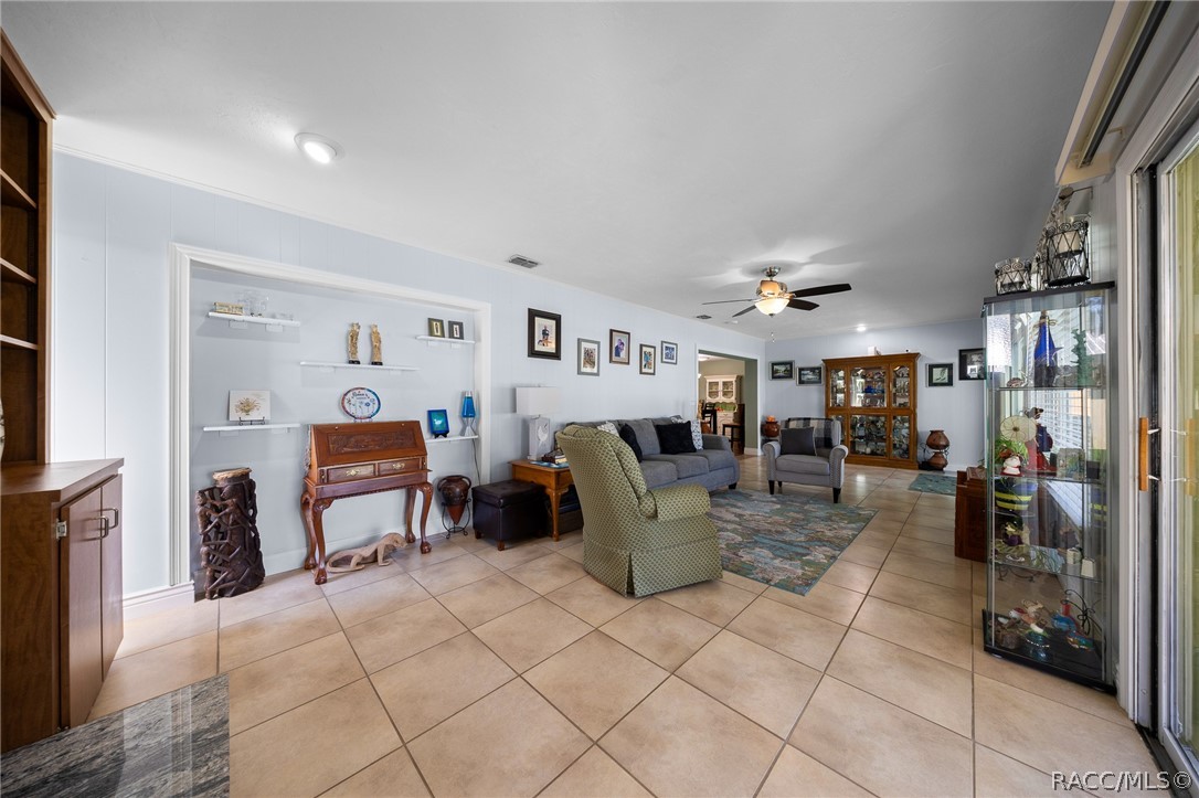 5911 W Riverbend Road, Dunnellon, FL 34433