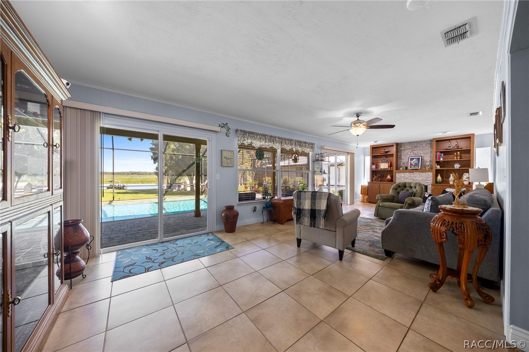 5911 W Riverbend Road, Dunnellon, FL 34433