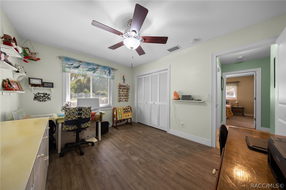 5911 W Riverbend Road, Dunnellon, FL 34433