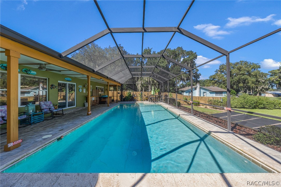 5911 W Riverbend Road, Dunnellon, FL 34433