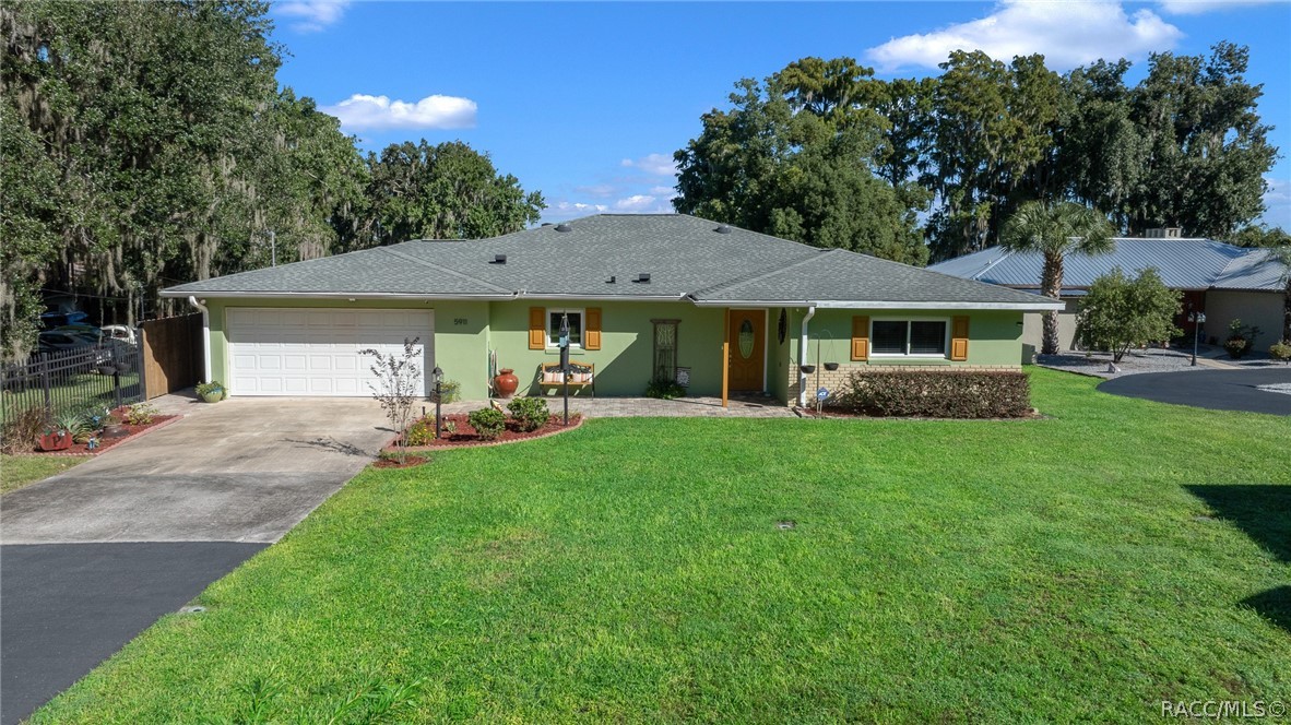 5911 W Riverbend Road, Dunnellon, FL 34433