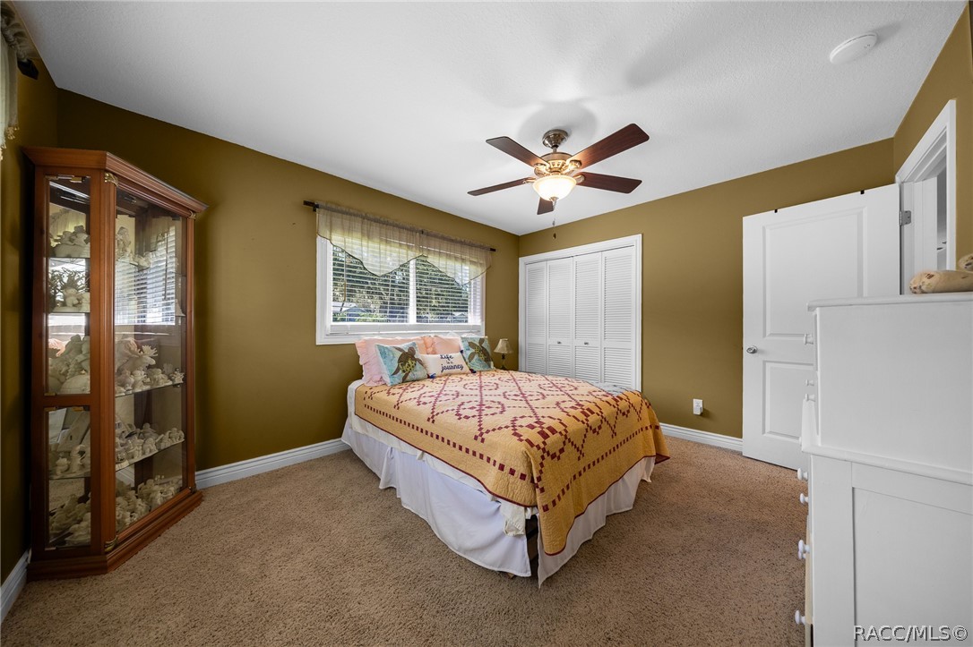 5911 W Riverbend Road, Dunnellon, FL 34433