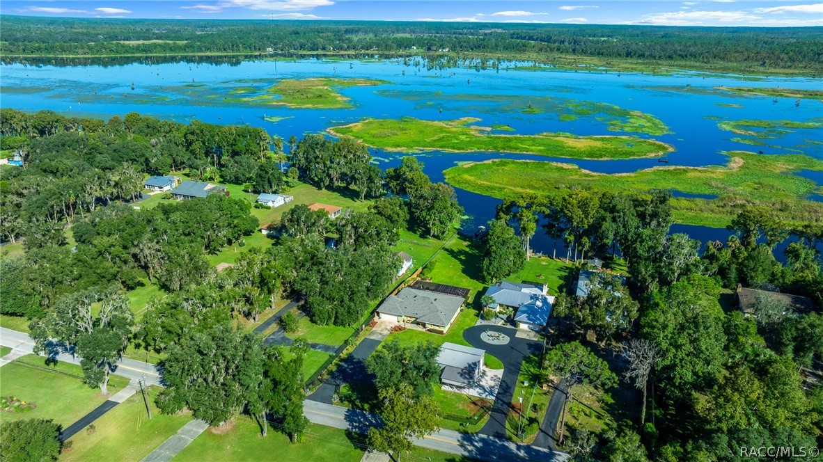 5911 W Riverbend Road, Dunnellon, FL 34433