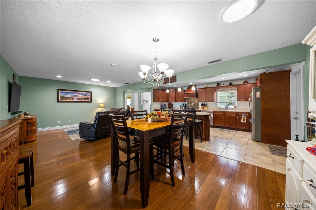 5911 W Riverbend Road, Dunnellon, FL 34433